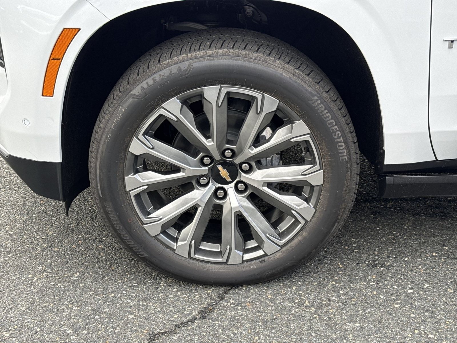 New 2026 Chevrolet Tahoe High Country AWD/4WD image 13