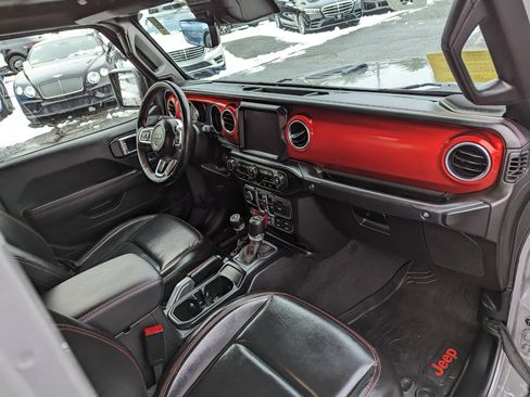 Used 2020 Jeep Gladiator Rubicon w/ Dual Top Group image 27