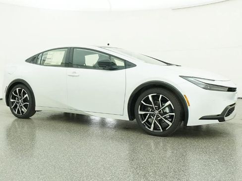 New 2026 Toyota Prius Plug-In Hybrid image 28