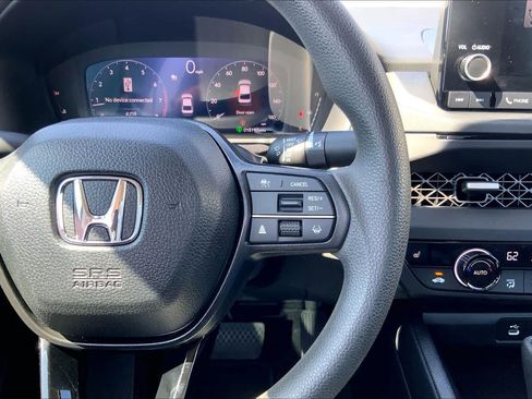 Used 2025 Honda Accord SE image 24