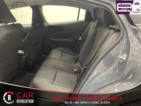 Used 2023 Toyota Prius LE FWD image 36
