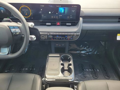 New 2026 Hyundai Ioniq 5 SEL image 13