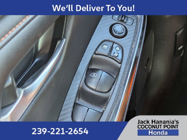 Used 2022 Nissan Sentra SR w/ SR Premium Package FWD image 26