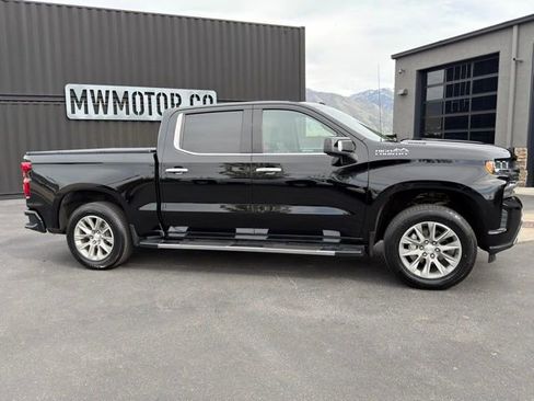 Used 2021 Chevrolet Silverado 1500 High Country w/ Z71 Off-Road Package AWD/4WD image 5
