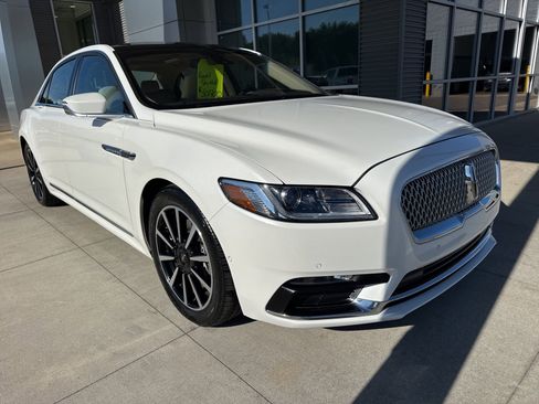 Used 2020 Lincoln Continental Reserve image 9