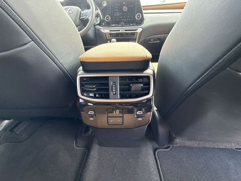 Used 2025 Lexus RX 350 FWD w/ Technology Package image 18