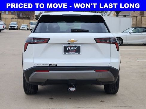 Used 2026 Chevrolet Equinox LT FWD image 13