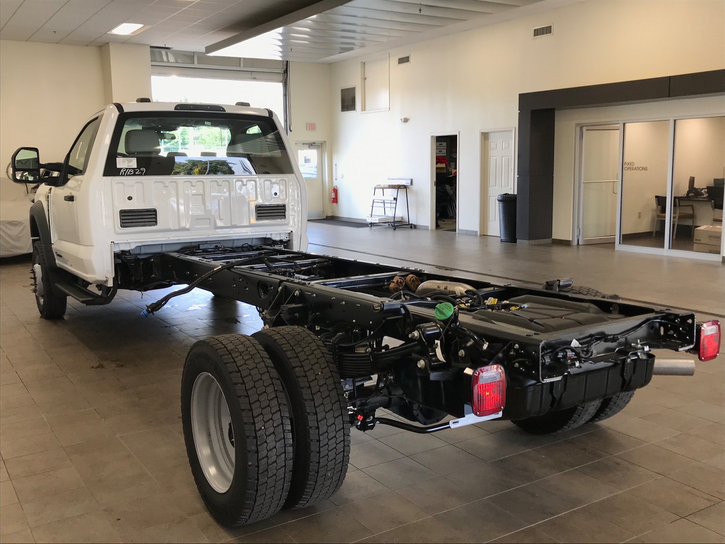New 2026 Ford F550 4x4 Regular Cab Super Duty image 5