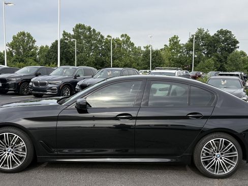 Used 2019 BMW 530i xDrive w/ M Sport Package AWD/4WD image 7