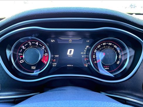 Used 2015 Dodge Challenger SRT w/ Technology Group RWD image 20