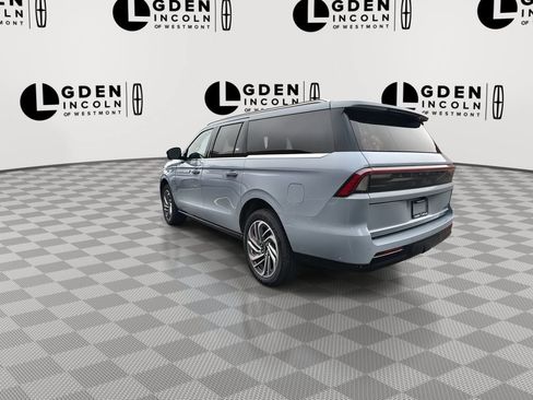 Used 2025 Lincoln Navigator L Reserve AWD/4WD image 6