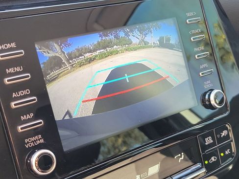 Used 2020 Toyota Prius LE w/ Carpet Mat Package image 25