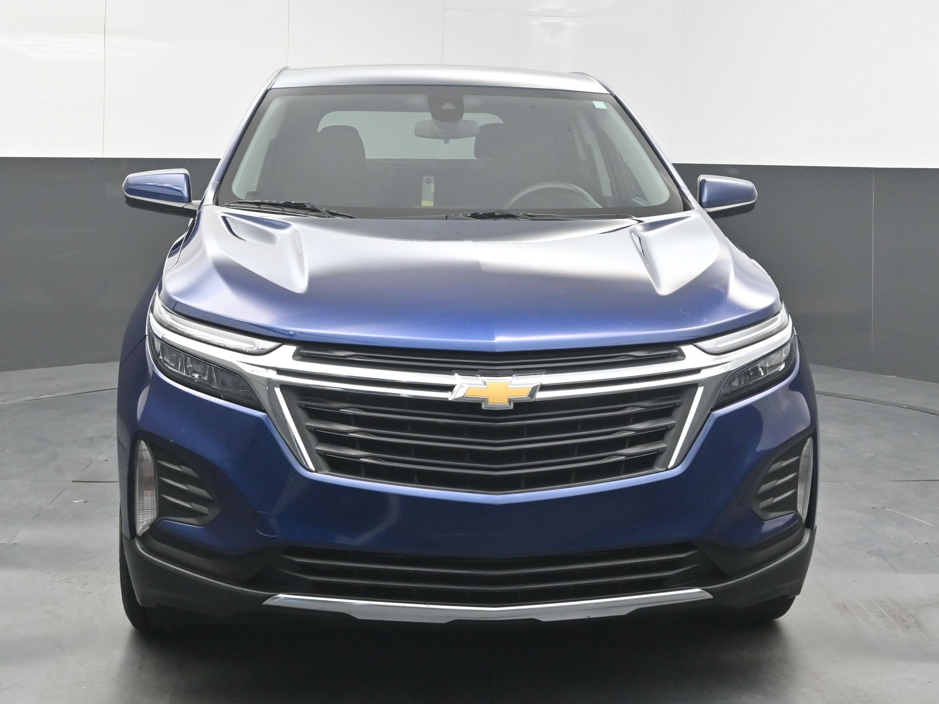 Used 2023 Chevrolet Equinox LT FWD image 3