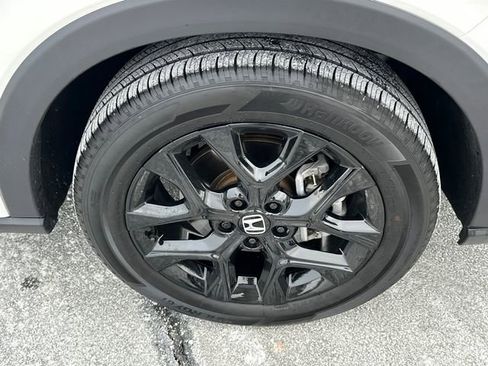 Used 2025 Honda HR-V Sport image 7