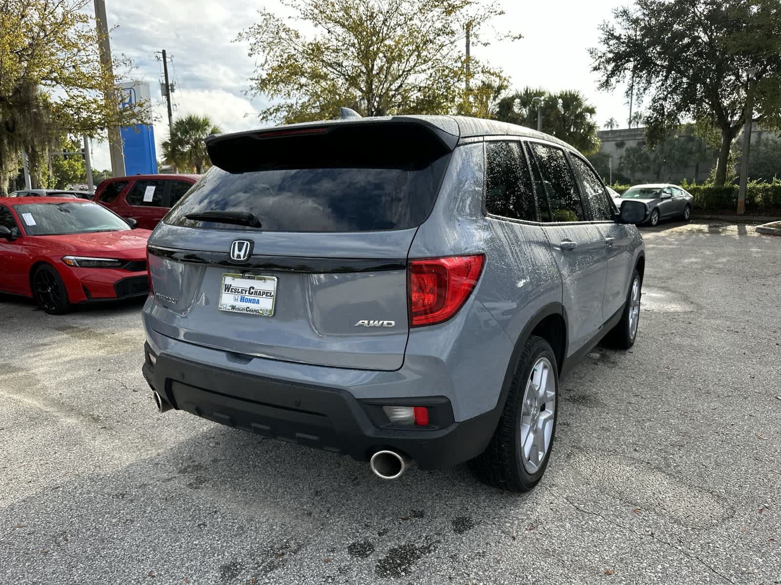 Used 2025 Honda Passport EX-L image 6
