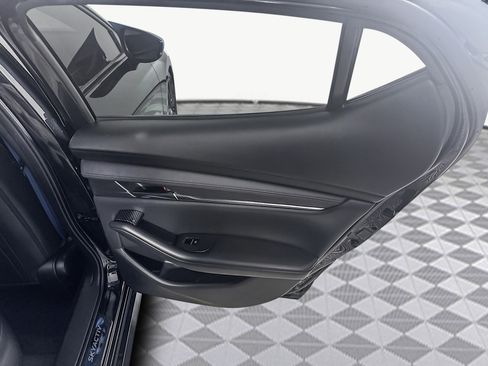 Used 2020 MAZDA MAZDA3 Hatchback w/ Premium Package image 28