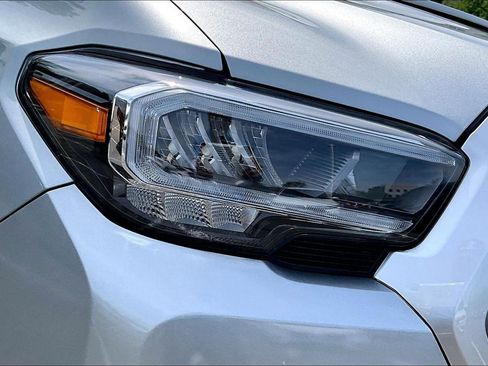Used 2023 Toyota Tacoma TRD Sport w/ Black Out Package (TMS) AWD/4WD image 26