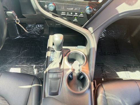 Certified 2023 Toyota Camry SE FWD image 11