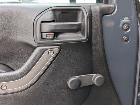 Certified 2017 Jeep Wrangler Unlimited Sport w/ Connectivity Group image 10