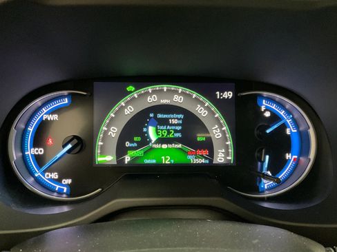 Used 2024 Toyota RAV4 XLE Premium image 20