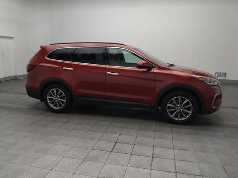 Used 2018 Hyundai Santa Fe SE FWD image 11