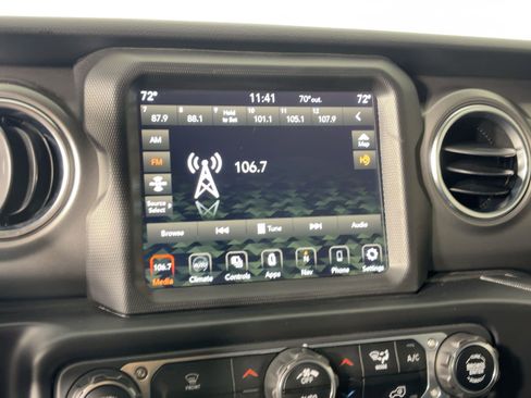 Used 2023 Jeep Wrangler Unlimited Rubicon 4xe image 22