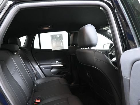 Certified 2025 Mercedes-Benz GLA 250 4MATIC image 24