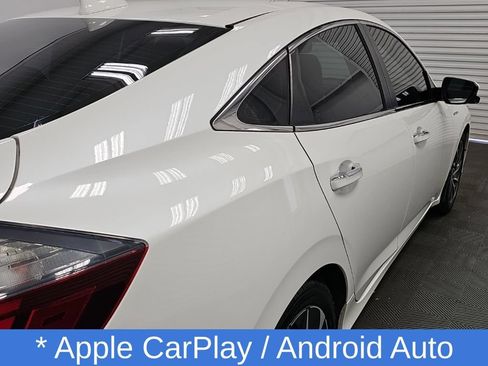 Used 2019 Honda Insight Touring image 10