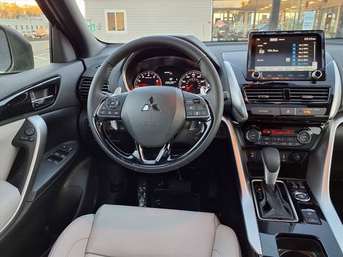 New 2026 Mitsubishi Eclipse Cross SEL image 9