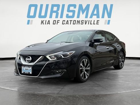 Used 2017 Nissan Maxima Platinum image 2