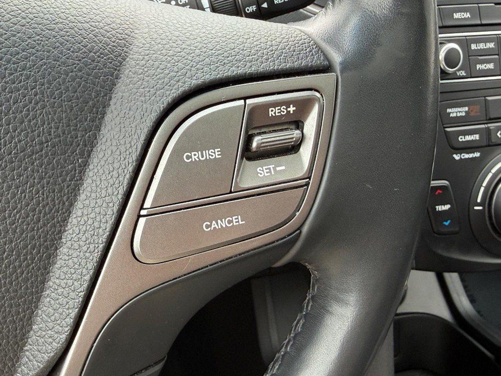 Used 2017 Hyundai Santa Fe Sport AWD/4WD image 19