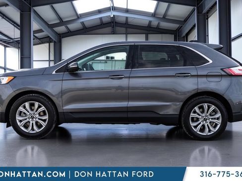 Certified 2024 Ford Edge Titanium AWD/4WD image 3