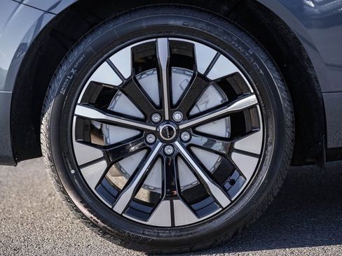 New 2026 Volvo XC60 B5 Ultra w/ Protection Package Premier image 18