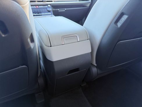 Used 2025 Hyundai Santa Fe SEL image 24