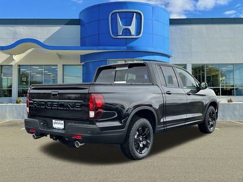 New 2026 Honda Ridgeline Black Edition image 2