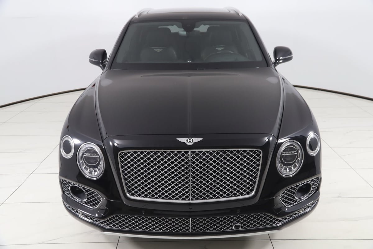 Used 2018 Bentley Bentayga AWD/4WD image 72