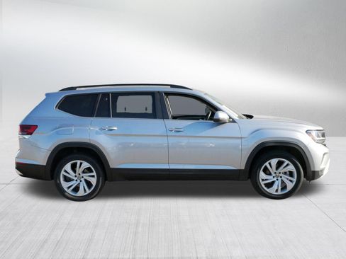 Used 2022 Volkswagen Atlas SE w/ Panoramic Sunroof Package AWD/4WD image 8