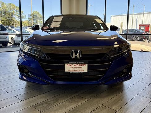 Used 2021 Honda Accord Sport image 2