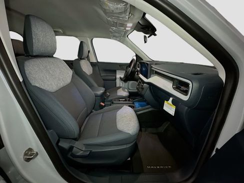 New 2026 Ford Maverick XLT w/ XLT Luxury Package image 30