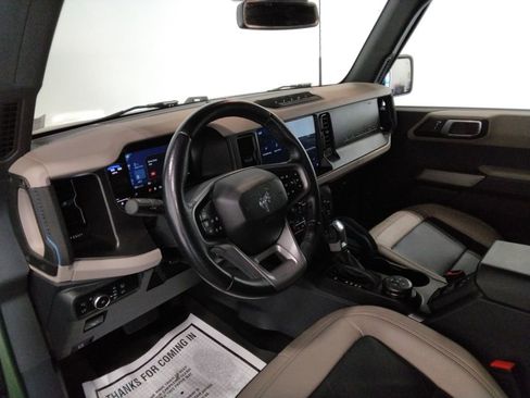 Used 2023 Ford Bronco Wildtrak image 32