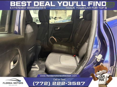 Used 2016 Jeep Renegade Latitude FWD image 22
