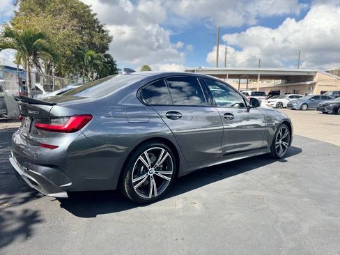 Used 2020 BMW 330i Sedan w/ M Sport Package image 11