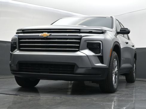 New 2026 Chevrolet Traverse LT FWD image 42