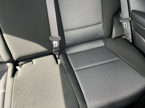 Used 2025 Kia Soul LX w/ LX Technology Package FWD image 37