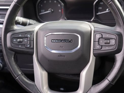 Used 2021 GMC Yukon XL Denali w/ Denali Premium Package image 26