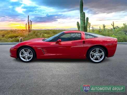 Used 2009 Chevrolet Corvette Coupe w/ Preferred Equipment Group RWD image 6