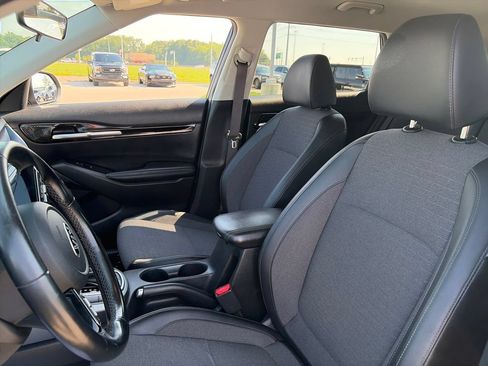 Used 2021 Kia Seltos S FWD image 16