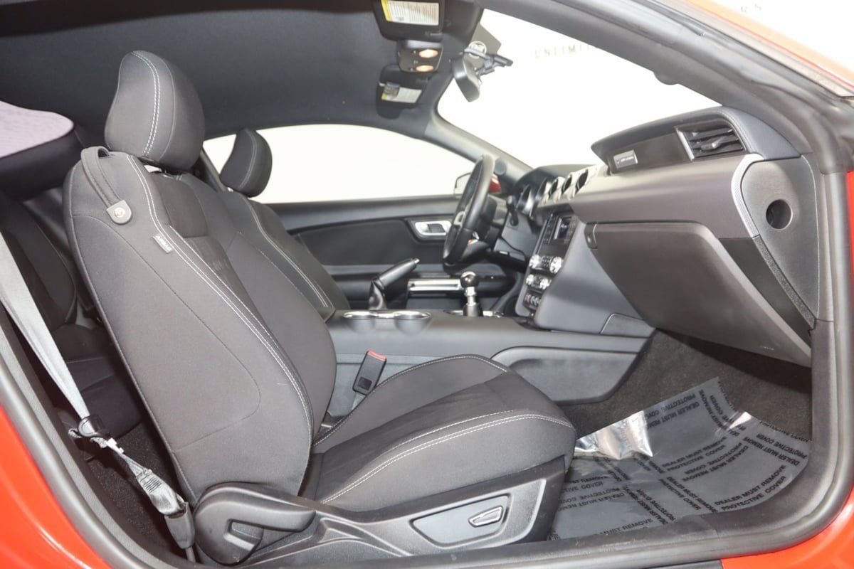 Used 2019 Ford Mustang GT RWD image 11