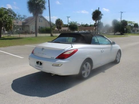Used 2007 Toyota Solara SLE FWD image 18