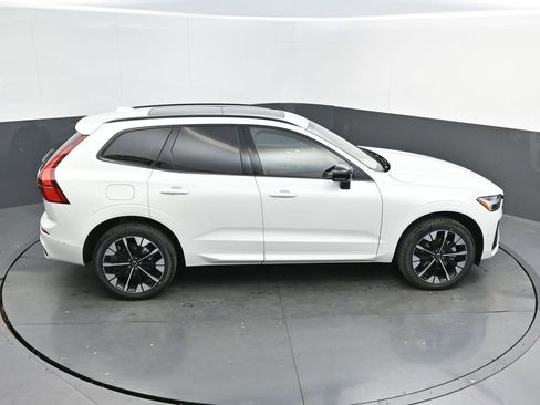 New 2026 Volvo XC60 B5 Plus w/ Protection Package Premier AWD/4WD image 27